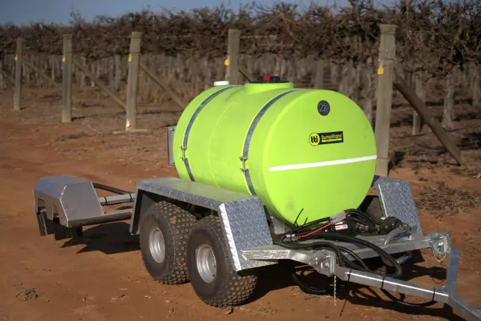 Weed-it herbicide unit